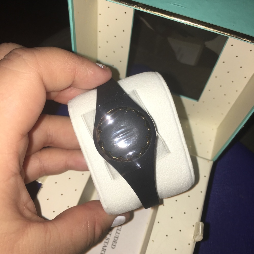 Kate Spade Activity Monitor - Picture 4 of 4